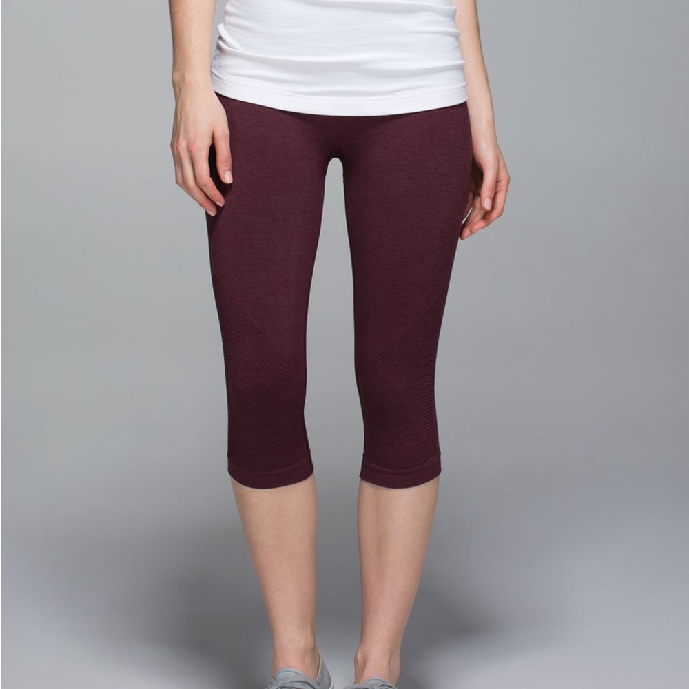 Lululemon In The Flow Crop II Heathered Bordeaux Drama